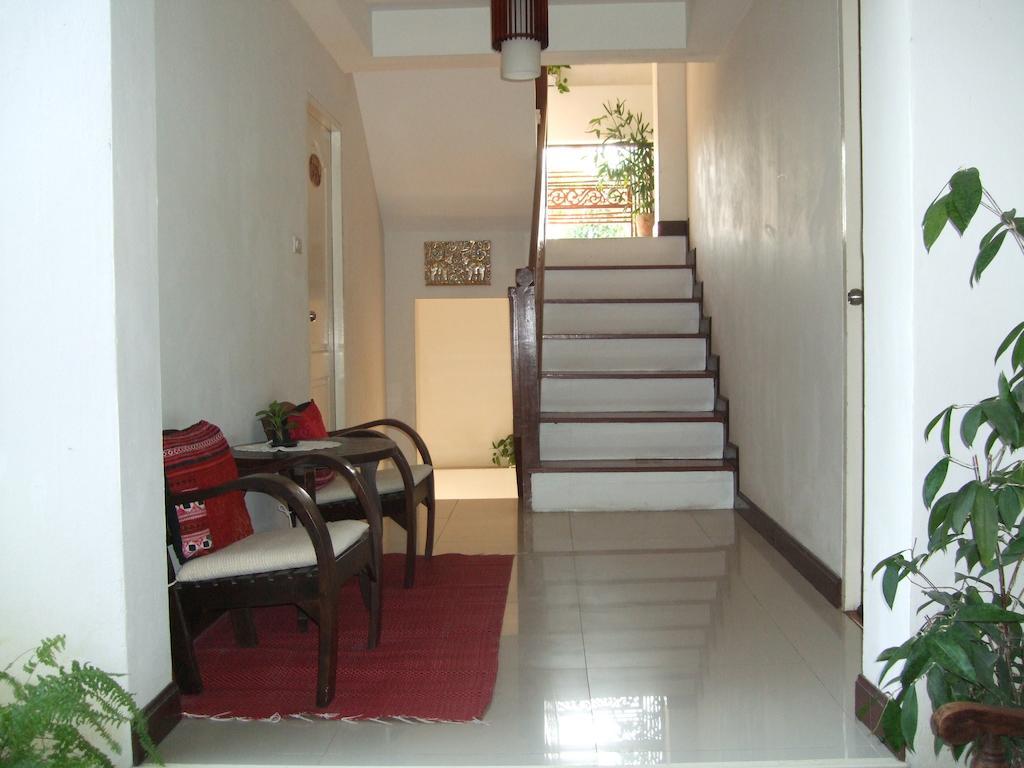 Отель Rachamankha Flora House Чиангмай Экстерьер фото